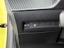 Peugeot e-208 EV Style 50 kWh 136pk Automaat 3-Fase Laden | Navigatie | Climate Control | Cruise Control | DAB Ontvanger | LED Koplampen | Parkeersensoren Achter | Apple Carplay/Android Auto |