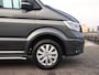 Volkswagen Crafter 35 2.0 TDI 177 pk Automaat L3H3 Exclusive | Dubbele schuifdeur | LED | ACC | Alarm | Navigatie | Camera | PDC | 17" Lm velgen | Winterpakket |