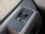 Volkswagen Crafter 35 2.0 TDI 177 pk Automaat L3H3 Exclusive | Dubbele schuifdeur | LED | ACC | Alarm | Navigatie | Camera | PDC | 17" Lm velgen | Winterpakket |