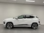 Hyundai Kona Electric Premium 65.4 kWh Volledig Elektrische Automaat met Navigatie, Lederen bekleding en Stoelverwarming Uit voorraad leverbaar!