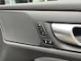 Volvo V60 2.0 B3 Plus Dark