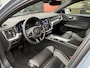 Volvo V60 2.0 B3 Plus Dark