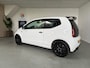 Volkswagen Up! 1.0 take up! BlueMotion Airco, Navigatie