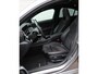 Mercedes-Benz CLA Coupé 200 163pk 7G-DCT Business Solution AMG Line Automaat I Panoramadak I Stoelverwarming I PDC V+A I