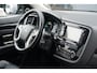 Mitsubishi Outlander 2.0 PHEV instyle+ / TREKHAAK / PANO / STOEL+STUURVERWARMING