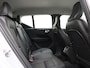 Volvo XC40 T4 AUT(8) MOMENTUM PRO NAVI HARMAN KARDON TREKHAAK BLUETOOTH
