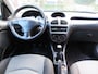 Peugeot 206 1.1 X-line|3 deurs|nieuwe banden,distributieset,accu,koppeling en remcilinders achter zijn allemaal nieuw