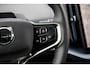 Volvo EX30 Cross Country Twin Motor Performance Ultra 69 kWh | Google | Longe Range | 4x4 | Adaptieve Cruise | Stoel-/Stuurverwarming | Keyless | 360 Camera | Panoramadak | Elektr. Stoelen | Harman Kardon Audio | Elek. Achterklep | Getint Glas