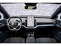 Volvo EX30 Cross Country Twin Motor Performance Ultra 69 kWh | Google | Longe Range | 4x4 | Adaptieve Cruise | Stoel-/Stuurverwarming | Keyless | 360 Camera | Panoramadak | Elektr. Stoelen | Harman Kardon Audio | Elek. Achterklep | Getint Glas