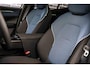 Volvo EX30 Cross Country Twin Motor Performance Ultra 69 kWh | Google | Longe Range | 4x4 | Adaptieve Cruise | Stoel-/Stuurverwarming | Keyless | 360 Camera | Panoramadak | Elektr. Stoelen | Harman Kardon Audio | Elek. Achterklep | Getint Glas