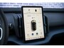 Volvo EX30 Cross Country Twin Motor Performance Ultra | Martini Editie | 4x4 | Adaptieve Cruise | Stoel-/Stuurverwarming | Keyless | 360 Camera | Panoramadak | Elektr. Stoelen | Harman Kardon Audio | Elek. Achterklep | Getint Glas