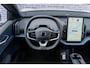 Volvo EX30 Cross Country Twin Motor Performance Ultra | Google | Longe Range | 4x4 | Adaptieve Cruise | Stoel-/Stuurverwarming | Keyless | 360 Camera | Panoramadak | Elektr. Stoelen | Harman Kardon Audio | Elek. Achterklep | Getint Glas
