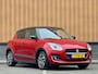 Suzuki Swift 1.2 Style Smart Hybrid | Apple Carplay | Android Auto | Camera | Lane Assist | Dodehoeksensor | Navigatie | Stoelverwarming | Afneembare Trekhaak | 16" Lichtmetaal | DAB |