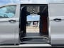 Ford Transit Custom 300 2.0 TDCI L2H1 MS-RT | Zeer lage km stand ! | Automaat | Parkeersensoren V+A | Achteruitrijcamera | Apple carplay  & Android auto | Luxe uitvoering | Trekhaak | Imperiaal |
