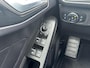 Ford Focus Wagon 1.0 EcoBoost Hybrid ST Line | Automaat | Navigatie | Apple carplay & Android auto | Parkeersensoren voor en achter | Achteruitrijcamera | Cruise control | 17" lichtmetalen velgen | 12 maanden garantie! |