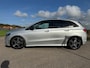 Mercedes-Benz B-klasse 200 Business Solution AMG / Automaat / Panorama dak / Camera / Navigatie / Elektrische stoelen + verwarming