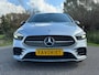 Mercedes-Benz B-klasse 200 Business Solution AMG / Automaat / Panorama dak / Camera / Navigatie / Elektrische stoelen + verwarming