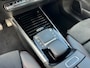 Mercedes-Benz B-klasse 200 Business Solution AMG / Automaat / Panorama dak / Camera / Navigatie / Elektrische stoelen + verwarming