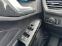 Ford Focus 1.0 EcoBoost Hybrid ST Line X | Navigatie | Apple carplay & Android auto | Parkeersensoren voor en achter | Achteruitrijcamera | Draadloos opladen | Cruise control | Keyless entry | 18" lichtmetalen velgen |