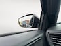 Ford Focus 1.0 EcoBoost Hybrid ST Line X | Navigatie | Apple carplay & Android auto | Parkeersensoren voor en achter | Achteruitrijcamera | Draadloos opladen | Cruise control | Keyless entry | 18" lichtmetalen velgen |