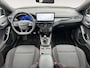 Ford Focus 1.0 EcoBoost Hybrid ST Line X | Navigatie | Apple carplay & Android auto | Parkeersensoren voor en achter | Achteruitrijcamera | Draadloos opladen | Cruise control | Keyless entry | 18" lichtmetalen velgen |