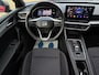 SEAT Leon 1.5 eTSI FR Launch Edition / Pano