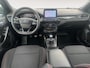 Ford Focus 1.0 EcoBoost ST Line Business | Navigatie | Apple carplay & Android auto | Parkeersensoren voor en achter | Keyless entry | 17" lichtmetalen velgen |