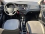 Hyundai i20 1.2 HP i-Motion | 100% onderhouden | Trekhaak | Airco | Elektrisch Bedienbare Ramen Voor & Achter | Cruise Control | Radio / CD speler
