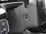 Mercedes-Benz A-klasse 250 e AMG Line | Trekhaak Wegklapbaar | Sfeerverlichting | Klasse 3 Alarm | Verwarmd Stuurwiel | Augmented reality | DAB+ Radio
