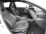 Mercedes-Benz A-klasse 250 e AMG Line | Trekhaak Wegklapbaar | Sfeerverlichting | Klasse 3 Alarm | Verwarmd Stuurwiel | Augmented reality | DAB+ Radio