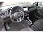 Renault Clio 140PK-HYBRID-BUSINESS-22DKM-NAVI-AIRCO-TREKHAAK-