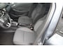Renault Clio 140PK-HYBRID-BUSINESS-22DKM-NAVI-AIRCO-TREKHAAK-