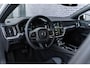Volvo V60 T6 Recharge AWD Ultra Dark | Styling Kit | Sport Pack | Sportstoelen | Head-Up Display | Schuif-/Kanteldak | Getint Glas | Dodehoekdetectie | Harman Kardon Audio | Stuur-/Stoelverwarming Voor + Achter | Elek. Achterklep | 20" LM | | Google | Longe Range