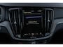 Volvo V60 T6 Recharge AWD Ultra Dark | Styling Kit | Sport Pack | Sportstoelen | Head-Up Display | Schuif-/Kanteldak | Getint Glas | Dodehoekdetectie | Harman Kardon Audio | Stuur-/Stoelverwarming Voor + Achter | Elek. Achterklep | 20" LM | | Google | Longe Range