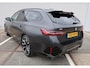BMW i5 Touring (g61) M60 601pk xDrive Automaat I Individual I Panoramadak I Bowers & Wilkins I HUD I 21 Inch I M Sportpakket Pro I Elek. Wegkl. Trekhaak I LED I