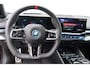 BMW i5 Touring (g61) M60 601pk xDrive Automaat I Individual I Panoramadak I Bowers & Wilkins I HUD I 21 Inch I M Sportpakket Pro I Elek. Wegkl. Trekhaak I LED I