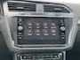 Volkswagen Tiguan 2.0 TSI 4-Motion Highline Pano Afn.Trekhaak Dynaudio HUD Adap.Cruise Voll.Onderhouden!
