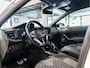 Volkswagen Taigo 1.0 TSI R-Line Business Automaat | 1e eigenaar | Camera | Stoelverwarming | Apple Carplay/Android