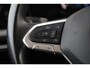 Volkswagen Golf 1.5 TSI Style 131PK Panoramadak 17 inch LMV LED Carplay Android Navigatie Adaptive Cruise Rijstrooksensor Parkeersensor ErgoActive