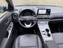 Hyundai Kona Electric EV Premium 64 kWh | 3 fase | 100% SOH | Leder | Schuif/kanteldak | Navigatie | Adaptieve cruise | Lane assist | Apple CarPlay | Stoelverwarming&koeling | Achterbankverwarming | Camera | PDC voor+achter | Head up display | Volledig onderhouden