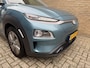 Hyundai Kona Electric EV Premium 64 kWh | 3 fase | 100% SOH | Leder | Schuif/kanteldak | Navigatie | Adaptieve cruise | Lane assist | Apple CarPlay | Stoelverwarming&koeling | Achterbankverwarming | Camera | PDC voor+achter | Head up display | Volledig onderhouden