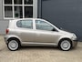 Toyota Yaris 1.3 VVT-i Idols Airco Bj 2004 Apk 09-2026 leuk beginner auto !!