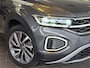 Volkswagen T-Roc 1.5 TSI DSG FACELIFT/PANO/BEATS AUDIO/VIRTUAL/TOP AUTO!