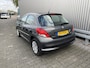 Peugeot 207 1.4 Acces Lite 99Dkm.NAP, 5-Drs, A/C, Bluetooth, USB, nw. APK – Inruil Mogelijk –