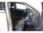 Volkswagen T-Roc 1.5 TSI (110kW/150 pk) DSG-7 AUT. ** LED, VIRTUAL, LANE ASS, TREKH, 17-inch LMV, PRIVACY ** 1e EIG - UNFALLFREI ** ** INFORMEER OOK NAAR ONZE AANTREKKELIJKE FINANCIAL-LEASE TARIEVEN **