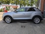 Volkswagen T-Roc 1.5 TSI Style, Trekhaak,Navi,dig dashboard.
