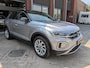 Volkswagen T-Roc 1.5 TSI Style, Trekhaak,Navi,dig dashboard.