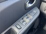 Renault Clio Estate 0.9 TCe Limited / Apple Carplay - Android Auto / Parkeersensoren. Achter / Airco / 16'' LMV /