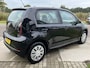 Volkswagen Up! 1.0 BMT move up! / Airco /