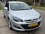 Opel Astra 1.4 Turbo Cosmo 5-Drs 140PK! ECC Audio-CD/MP3 LMV 17" Cruisecontrol ABS ESP Stuurverwarming Dealeronderhoud Nieuwe Apk!